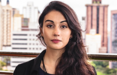 Carolina Andrade do time de Revenue - Comunicação